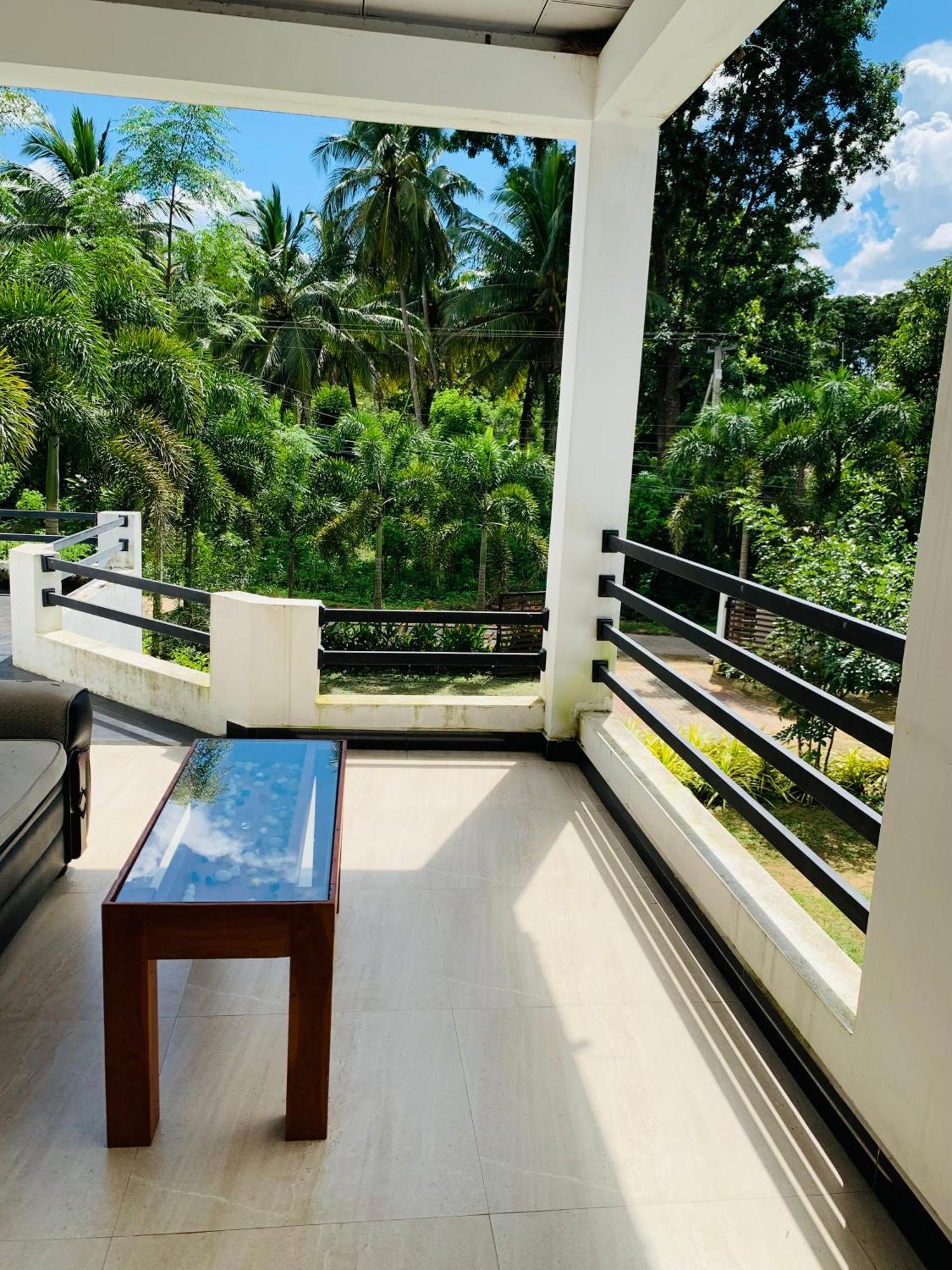 Chill House Safari Resort อุดาวาลาเว ภายนอก รูปภาพ